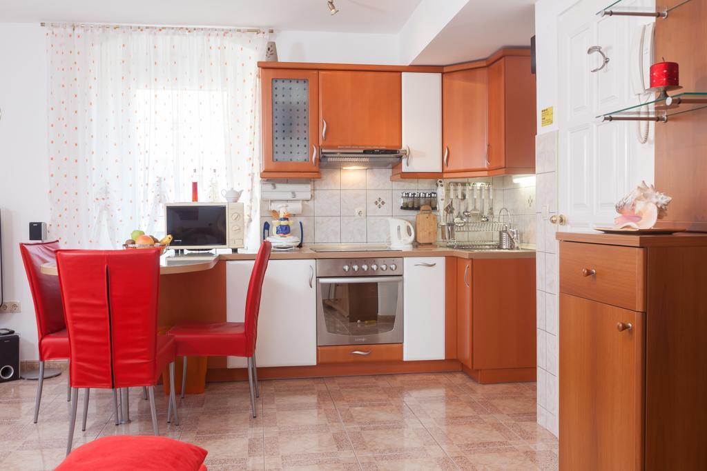 Apartments Kalalarga Makarska Номер фото